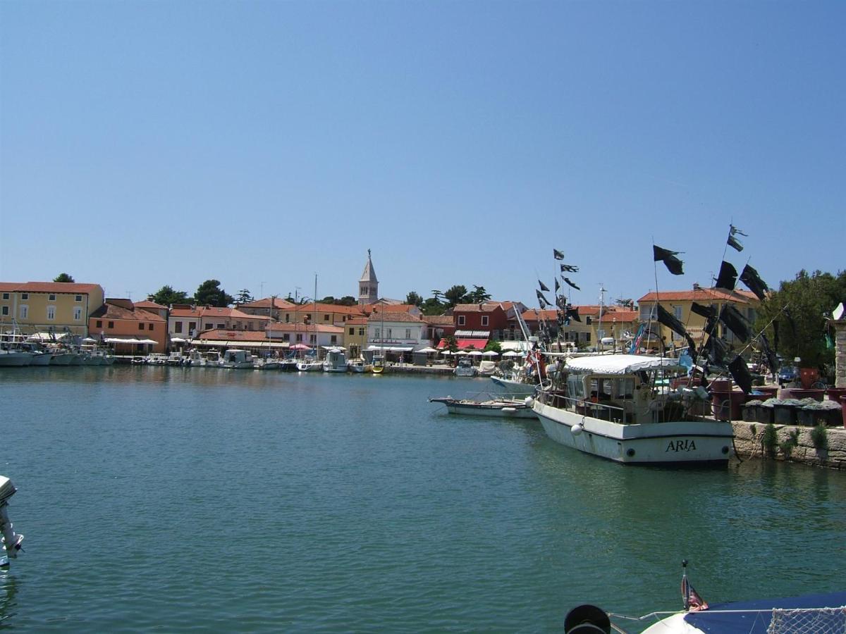 Irena A2 Appartement Novigrad Istria Buitenkant foto
