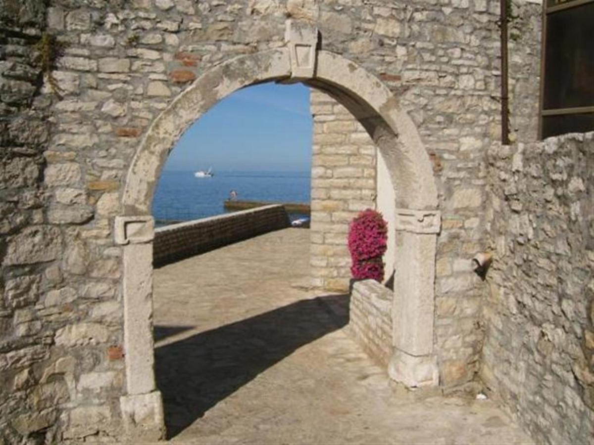 Irena A2 Appartement Novigrad Istria Buitenkant foto