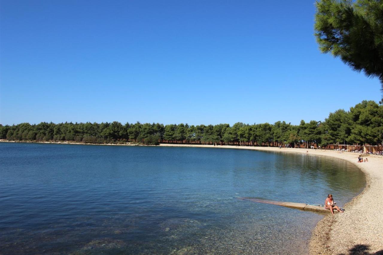 Irena A2 Appartement Novigrad Istria Buitenkant foto