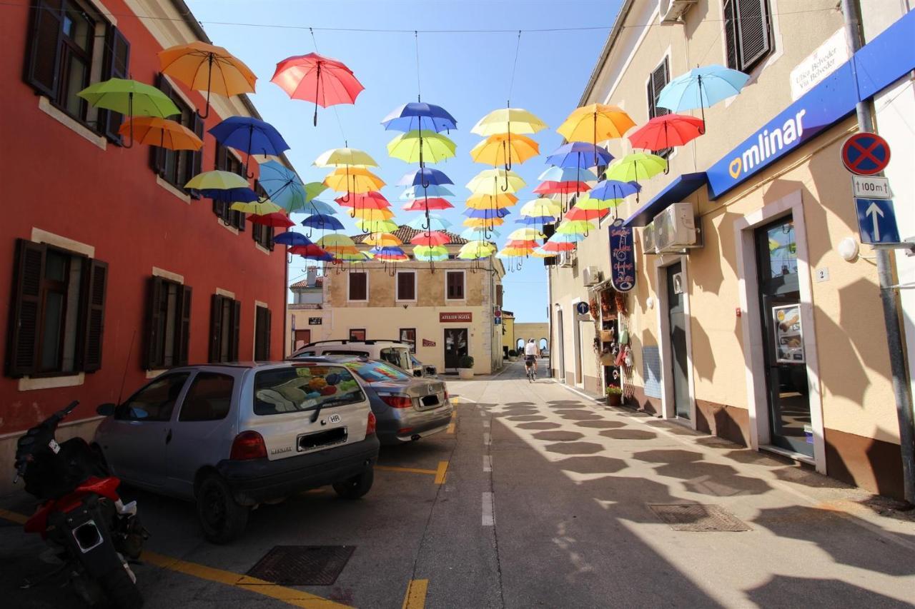 Irena A2 Appartement Novigrad Istria Buitenkant foto